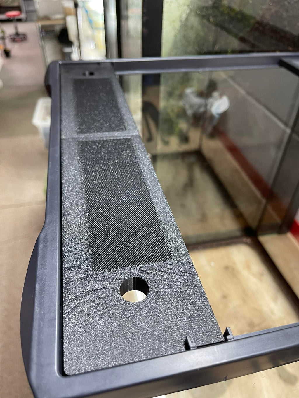 Custom Replacement Top for Exo Terra Terrariums – Humidity Retaining with Fly-Proof Ventilation