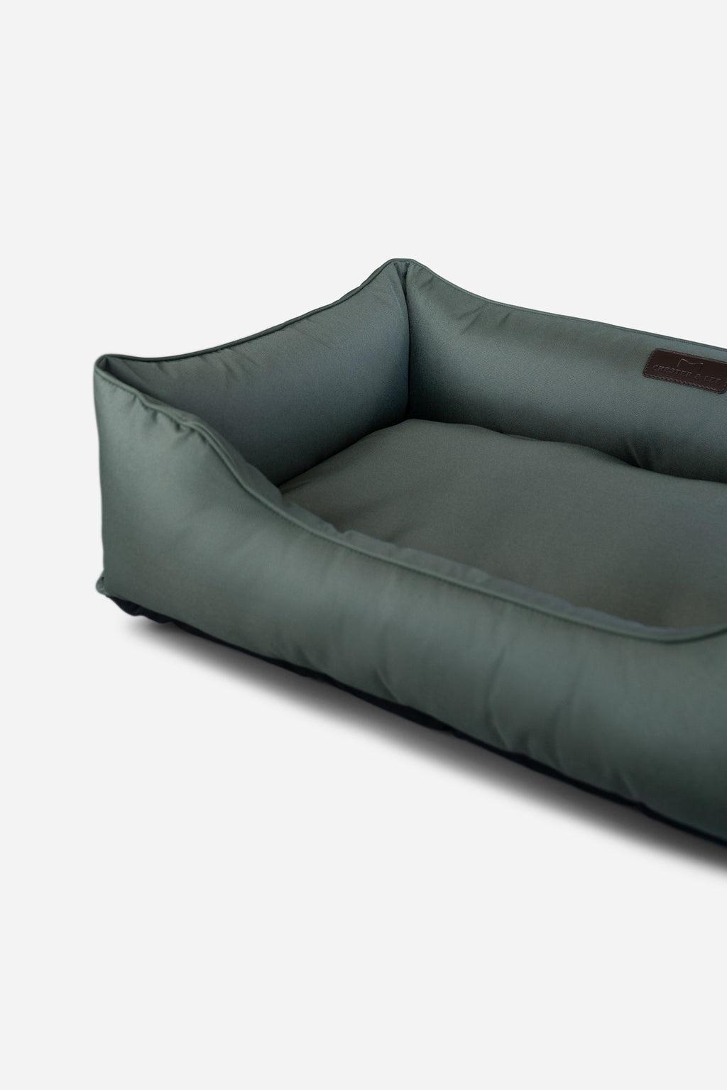 Chester & Lee | Waterproof Sleeper Dog Bed Green