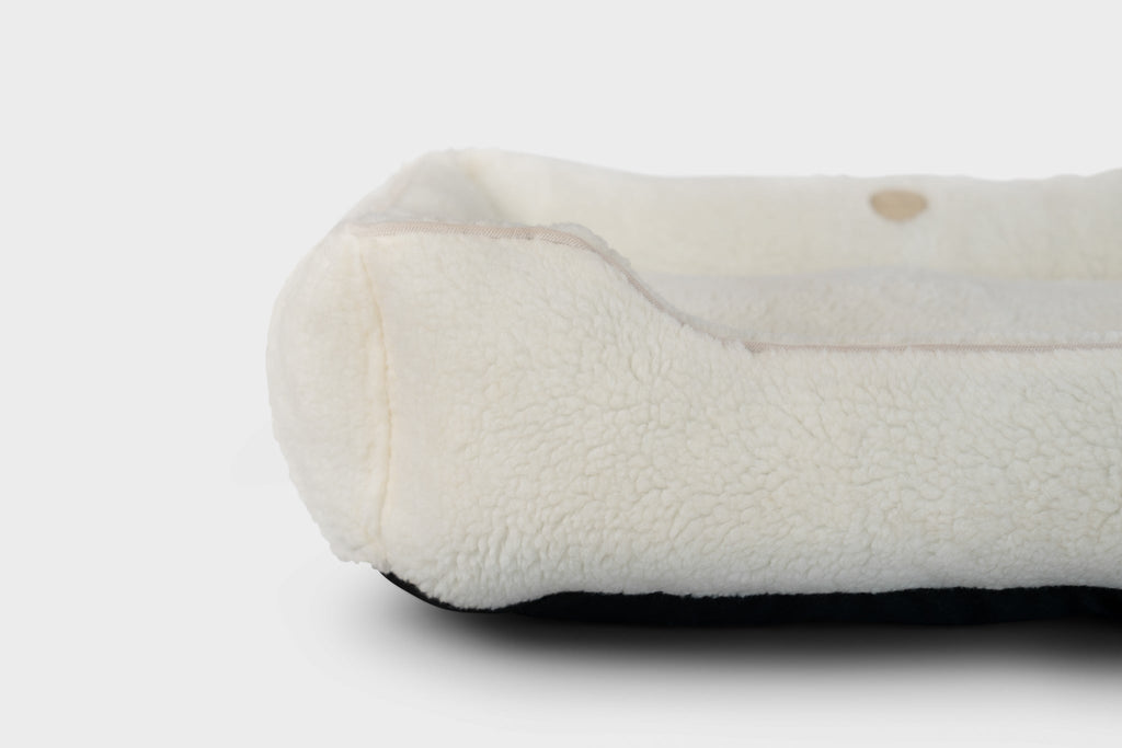 Chester & Lee | Furry Sleeper Dog Bed Beige