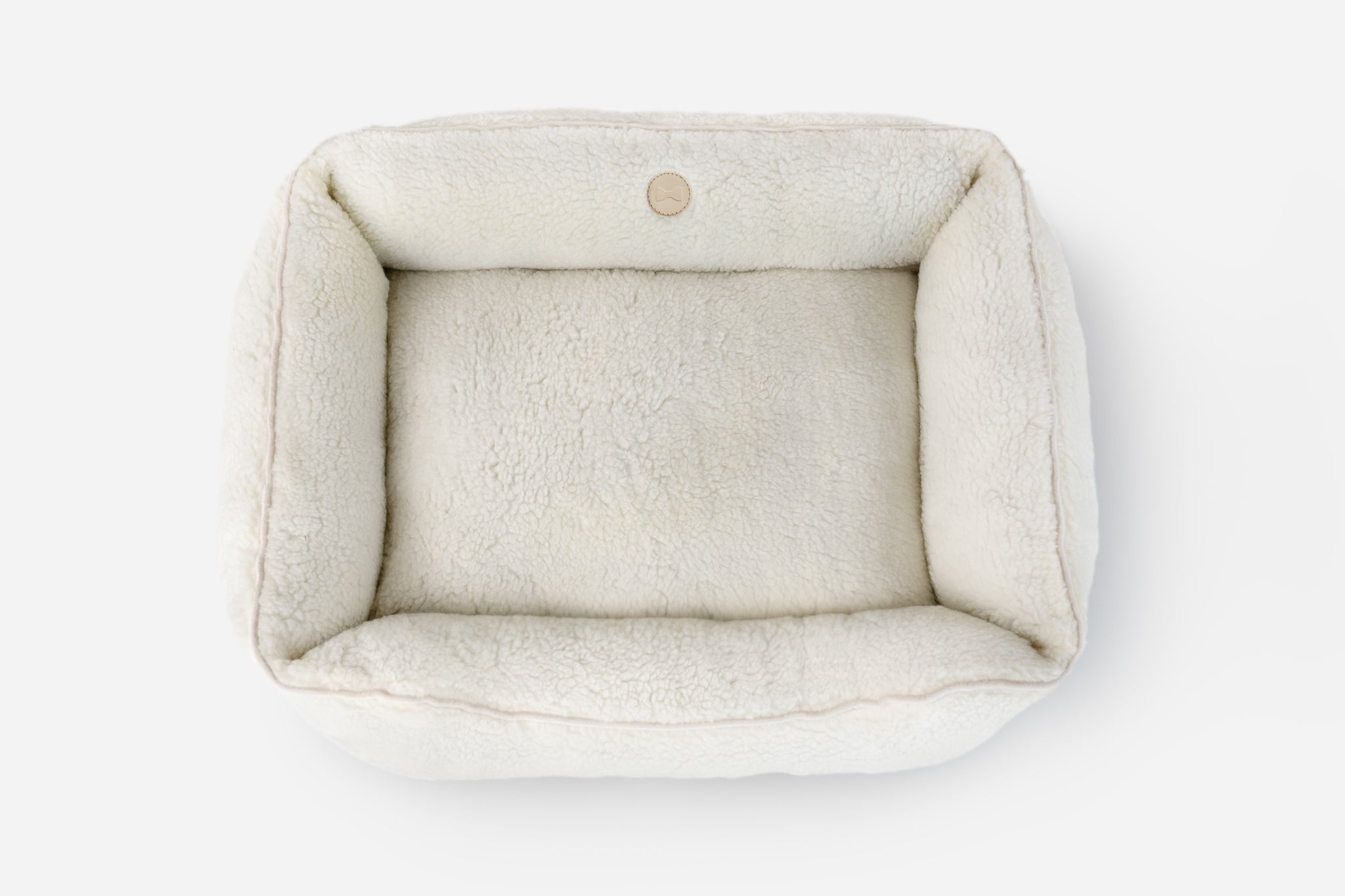 Chester & Lee | Furry Sleeper Dog Bed Beige