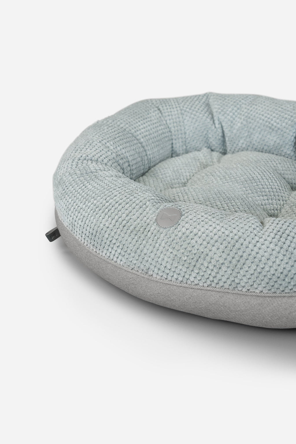 Chester & Lee | Moonlight Gray Donut Dog Bed
