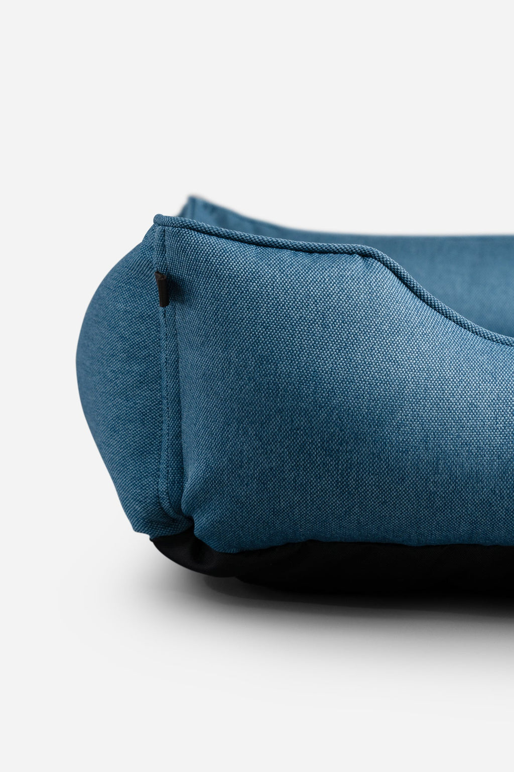 Chester & Lee | Cotton Sleeper Dog Bed Denim