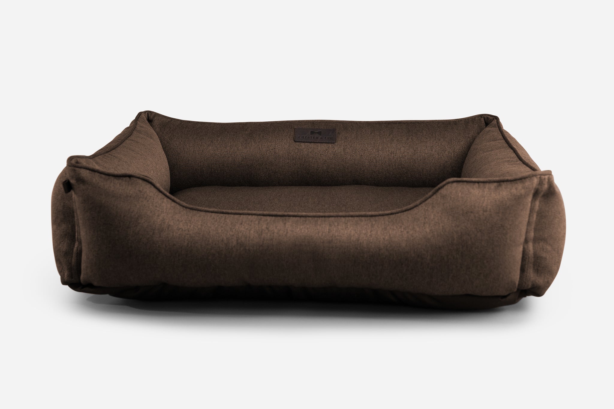 Chester & Lee | Cotton Sleeper Dog Bed Brown
