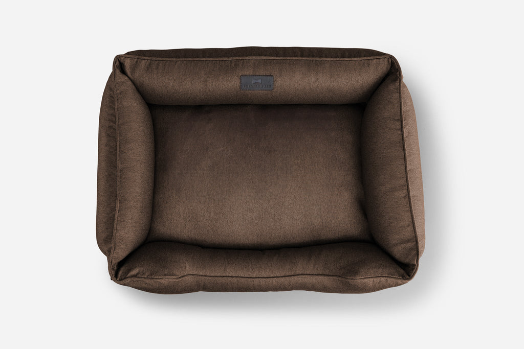 Chester & Lee | Cotton Sleeper Dog Bed Brown
