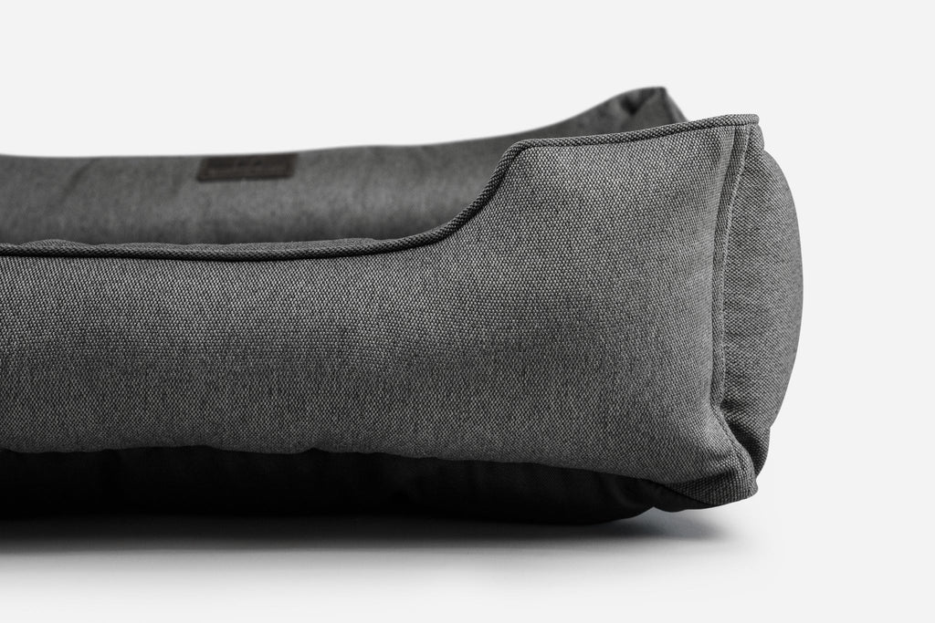 Chester & Lee | Cotton Sleeper Dog Bed Gray