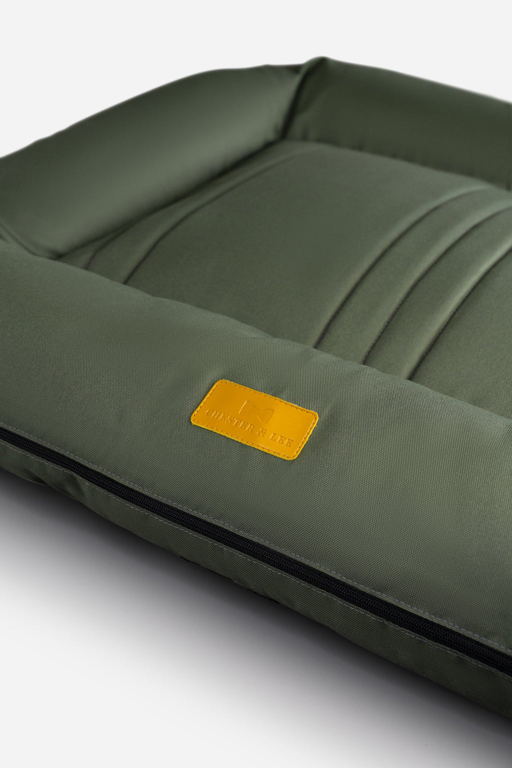 Chester & Lee | Waterproof Lounger Dog Bed Green