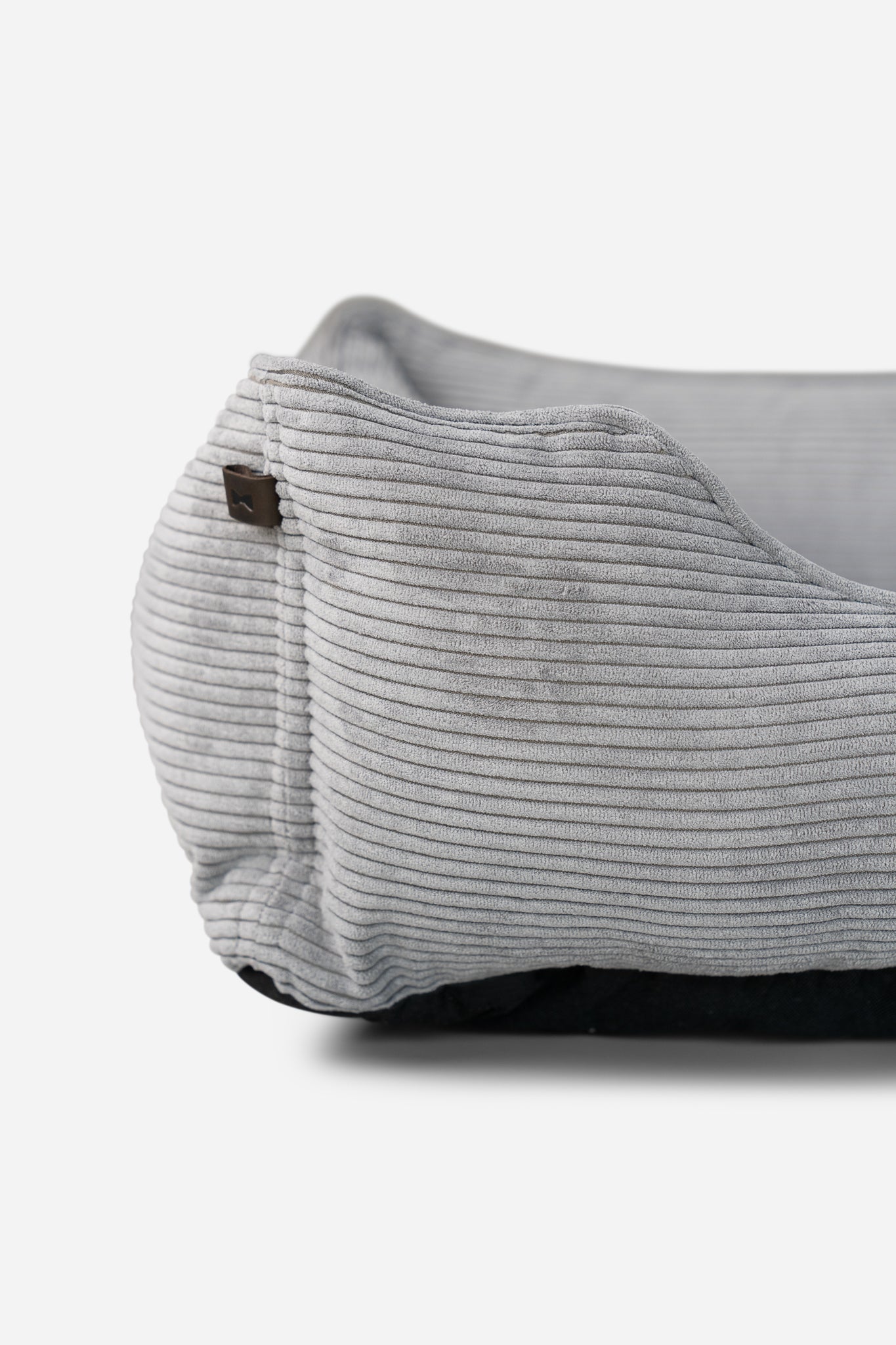 Chester & Lee | Fancy Corduroy Sleeper Dog Bed Gray